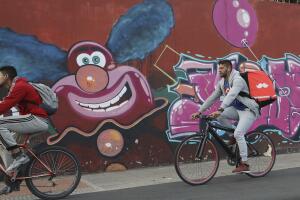 Colombia Venezuelan Delivery Workers