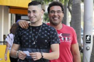 Eduardo Yáñez e hijo