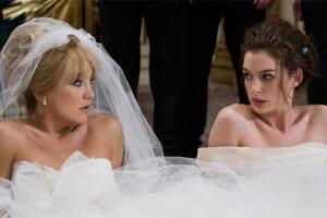 La suegra arruinó su vestido de novia 