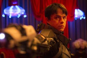 dane-dehaan-valerian-luc-besson