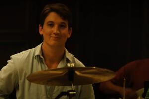 whiplash oficial.jpg