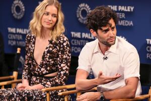 penn_badgley-you-gossip13.jpg