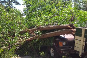 Tornado causa destrozos en Grayslake