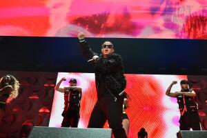 2019 iHeartRadio Fiesta Latina - Show