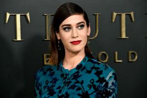 lizzy_caplan.jpg