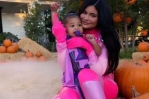 KYLIE TRAVIS HIJA 2.jpg