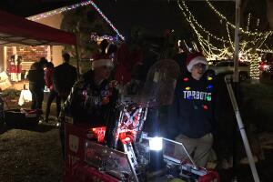 Impresionantes alumbrados navideños en Los Ángeles