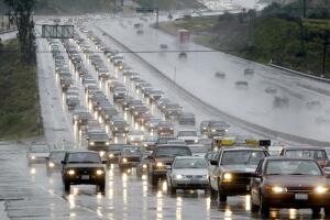 Lluvias en carreteras de Los Angeles