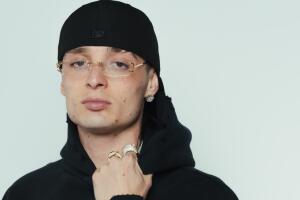 Peso Pluma tiene 12 nominaciones a los Latin AMAs 2024