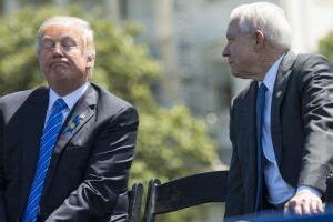 Donald Trump y Jeff Sessions en una foto reciente