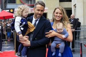 blake-lively-ryan-reynolds-hijas.jpg