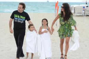 CRISTIAN CASTRO Y SU FAMILIA
