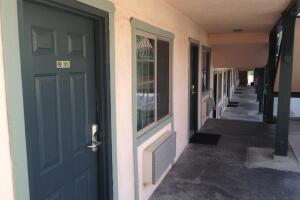 El motel de Whittier donde asesinaron a niña