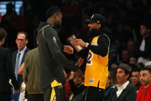 Minnesota Timberwolves v Los Angeles Lakers