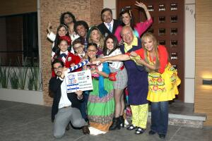 elenco Una Familia de Diez.jpeg