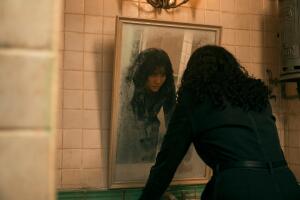 Emmy Raver-Lampman as Allison Hargreeves Umbrella Christos Kalohoridis Netflix.jpg