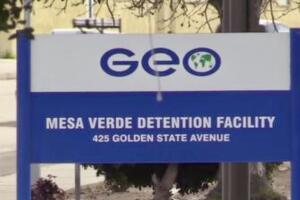 Centro de detención de iCE