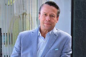 Alfredo Adame es vinculado a proceso por problemas con el fisco