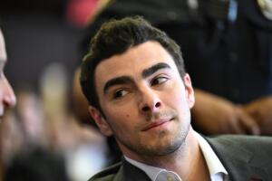 La fiscalía afirma que la evidencia hallada vincula directamente al acusado con el asesinato de Brian Thompson.