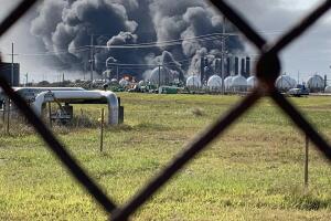 GALERIA FUEGO/EXPLOSIONHOUSTON11.jpg