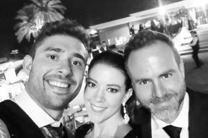 Pablo Castillo con Fernanda y su esposo Erik Hayser