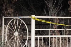 peleas de gallos condado de Bexar detenidos crueldad animal red criminal sheriff Salazar