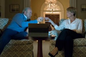 house-of-cards-claire-frank-underwood-2.jpg