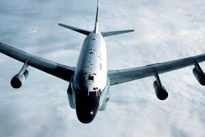 RC-135 Stratolifter aircraft
