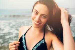 llega-el-verano-y-tu-pelo-lo-sabe-2.jpg
