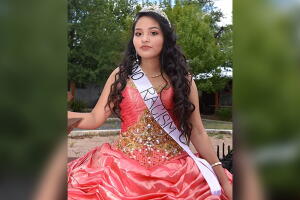 Quinceañeras protestan contra la SB4