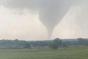tornado burnet daños texas