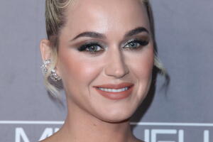 Katy Perry (Katheryn Elizabeth Hudson)