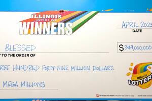 Ganador del Mega Millions en Illinois reclama $349 millones tras comprar un solo boleto