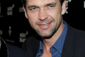 quase-herois_dougray-scott.jpg