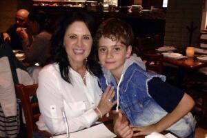 Erika Buenfil e hijo