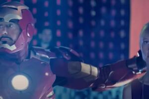 iron man mata a pepper potts.jpg