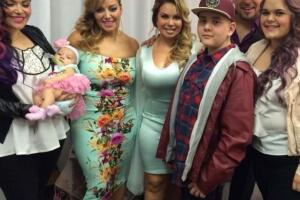 Jenni Rivera y su familia