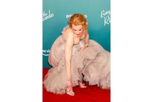 nicole kidman alfombra roja zapato.jpg