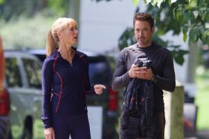 EXC Gwyneth Paltrow, Robert Downey Jr.