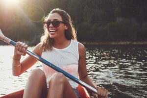 mujer-remando-feliz.jpg