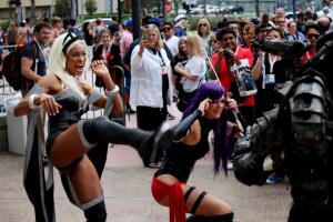 COMICCONWOMEN.jpg