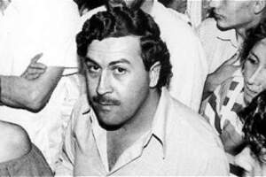 Buscarán 'caletas' en antigua mansión de Pablo Escobar en Miami Beach