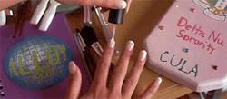 pintar las uñas
