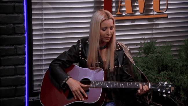 phoebe-monica.gif