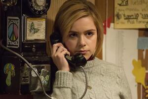 kiernan-shipka-mad-men-0422-1400x800.jpg