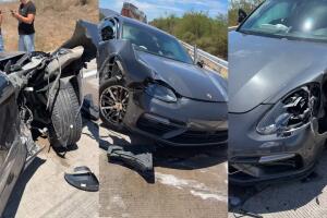 Así quedó el auto en el que Pancho Barraza se accidentó cuando circulaba en un carretera en México de Tepic hacia Mazatlán. 