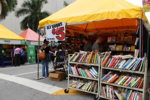 Concurrida la Feria Internacional del Libro en Miami