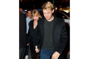 joe alwyn y taylor swift pareja.jpg