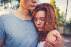 pareja-tristeza-depresion.jpg