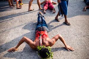 Así se vive la Semana Santa en Filipinas